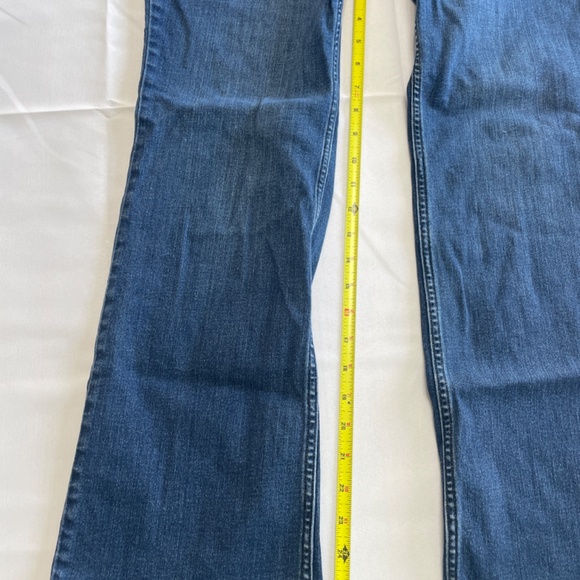 Duluth Trading Women’s Stretch Denim Jeans - 14×31 - Picture 5 of 5